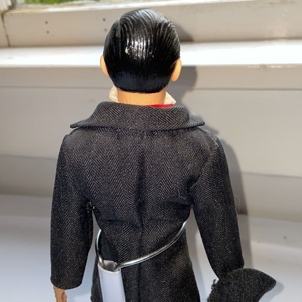 Vintage‎ 1989 Gone With The Wind Rhett Butler/Clark Gable doll on stand - Picture 5 of 7